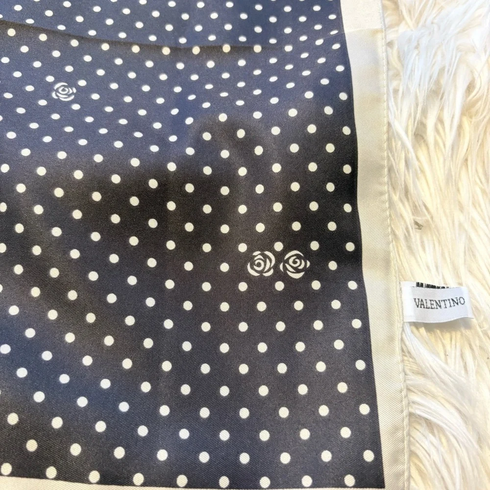 Valentino romantic black cream polka dot silky scarf size 35x35‼️LAST ONE LEFT